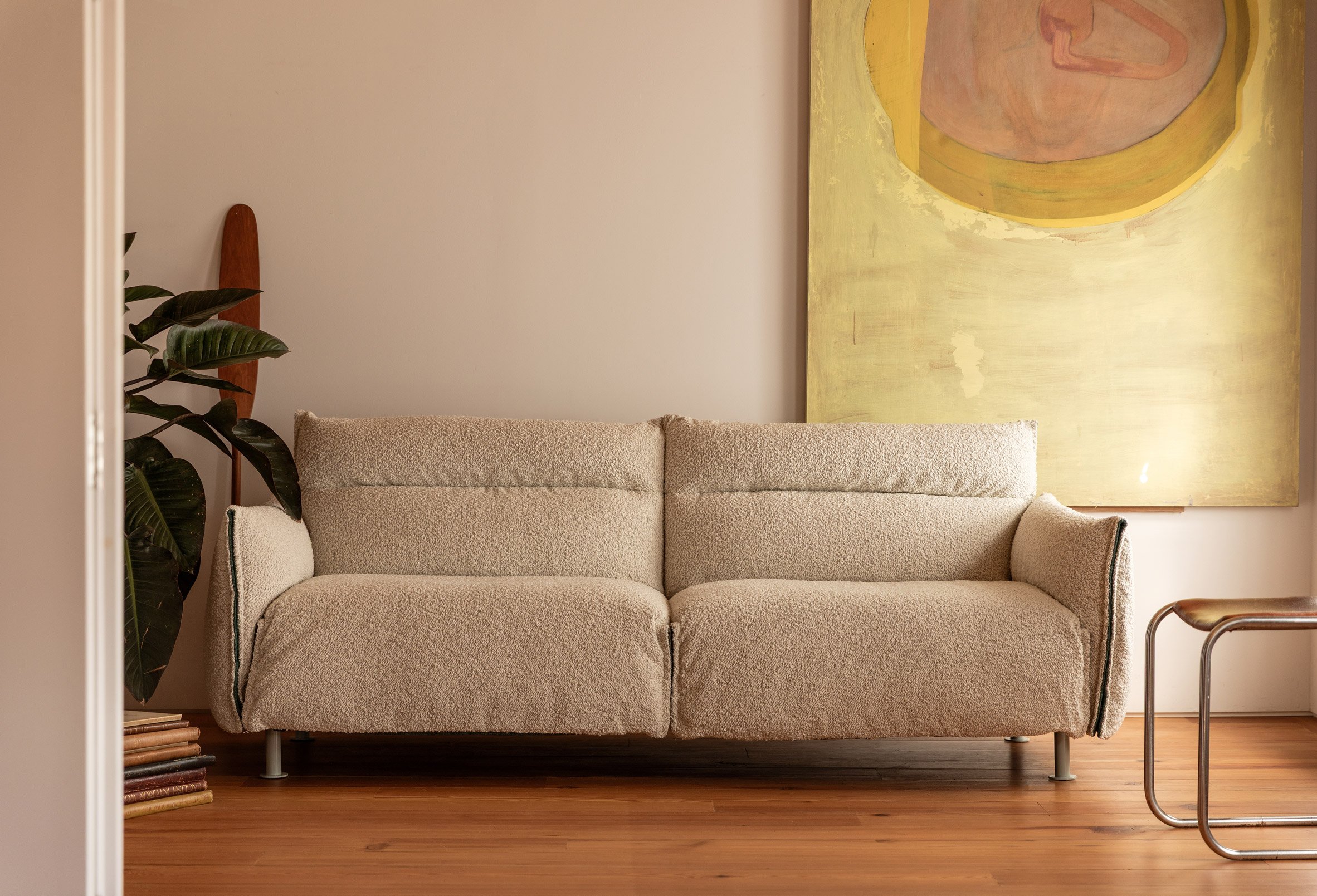 Hug sofa by Pearson Lloyd and Cozmo