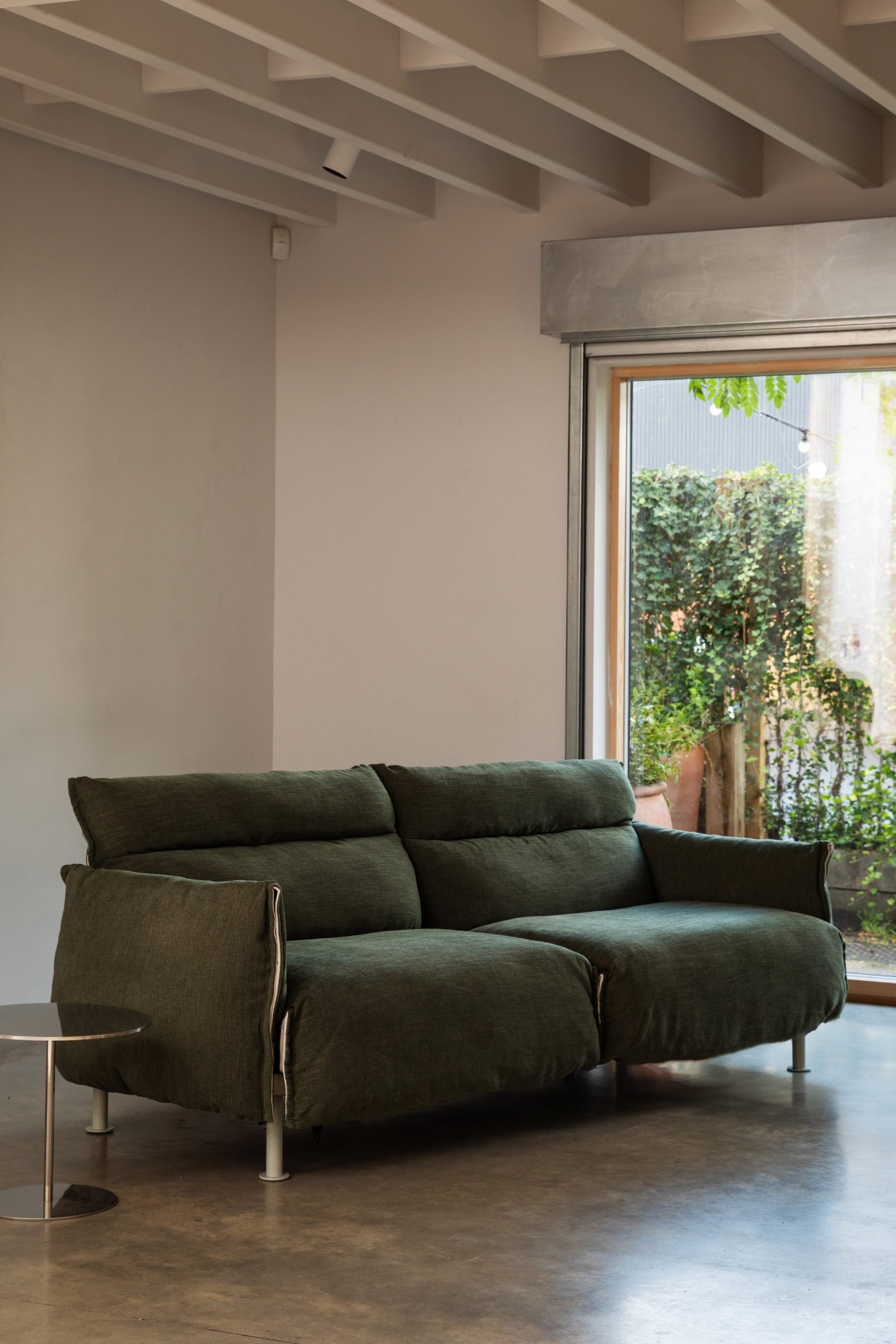 Hug sofa by Pearson Lloyd and Cozmo